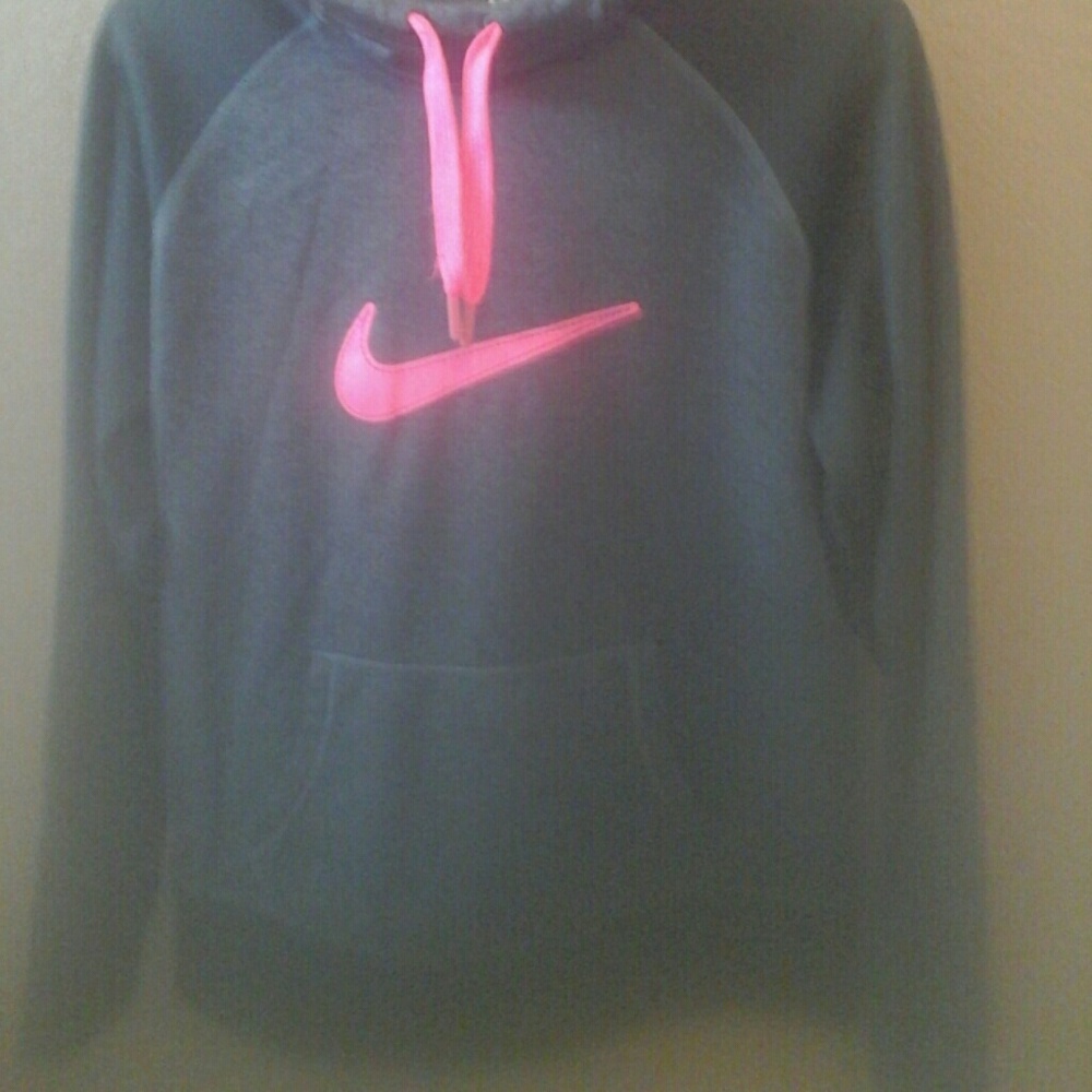 Nike sweatshirt